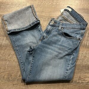 Levi’s 529 light blue curvy boot cut, distressed, straight leg jeans size 8